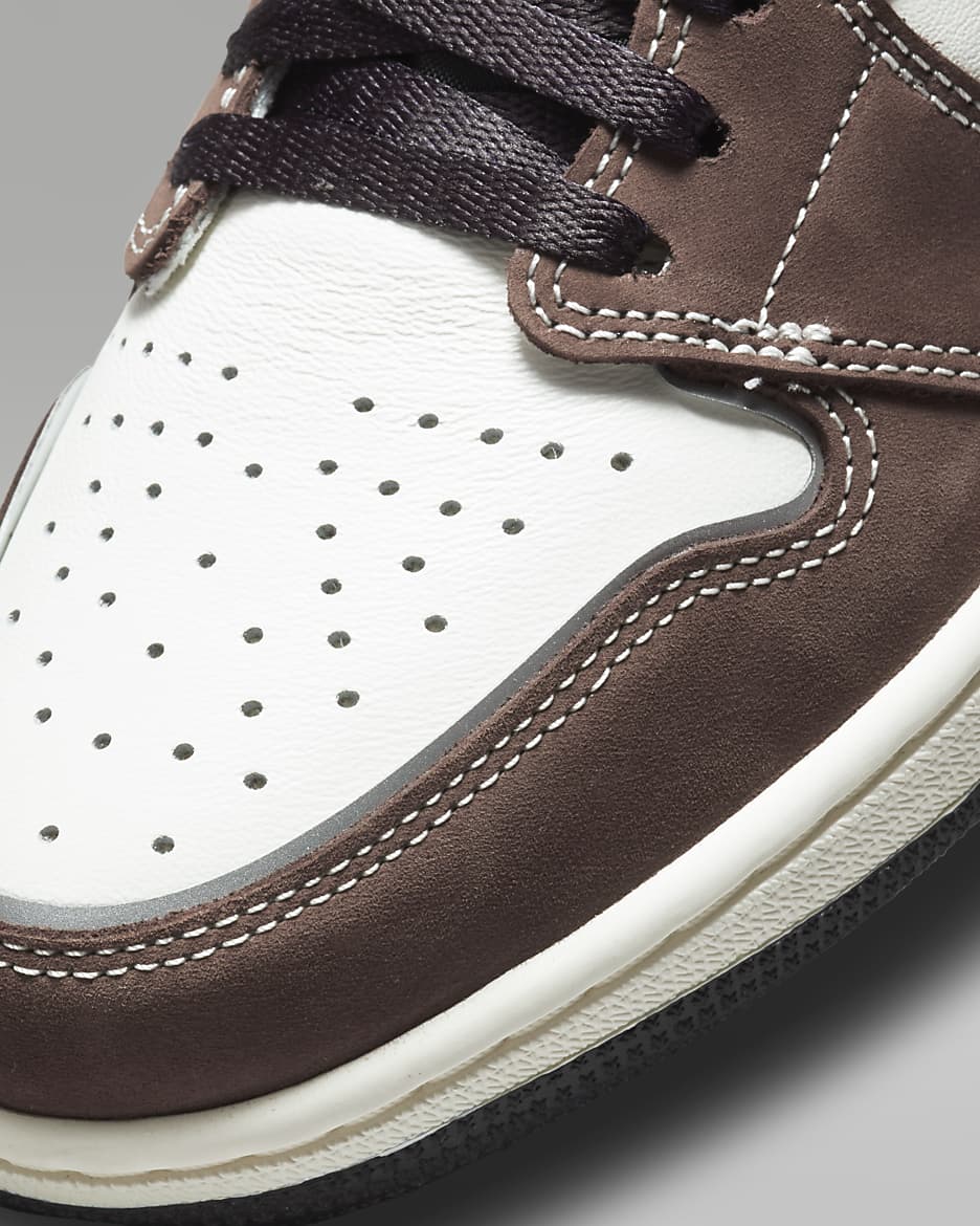 Air Jordan 1 Retro High OG Men s Shoes. Nike ID